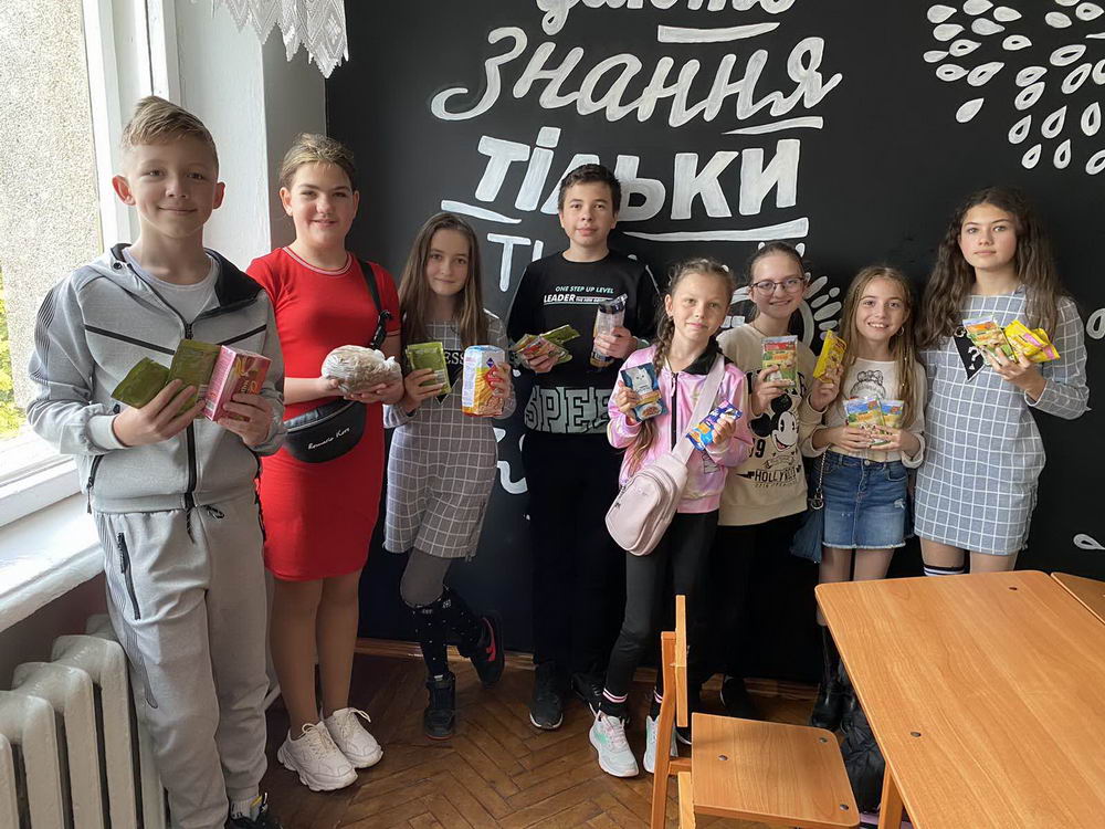 Місячник доброти